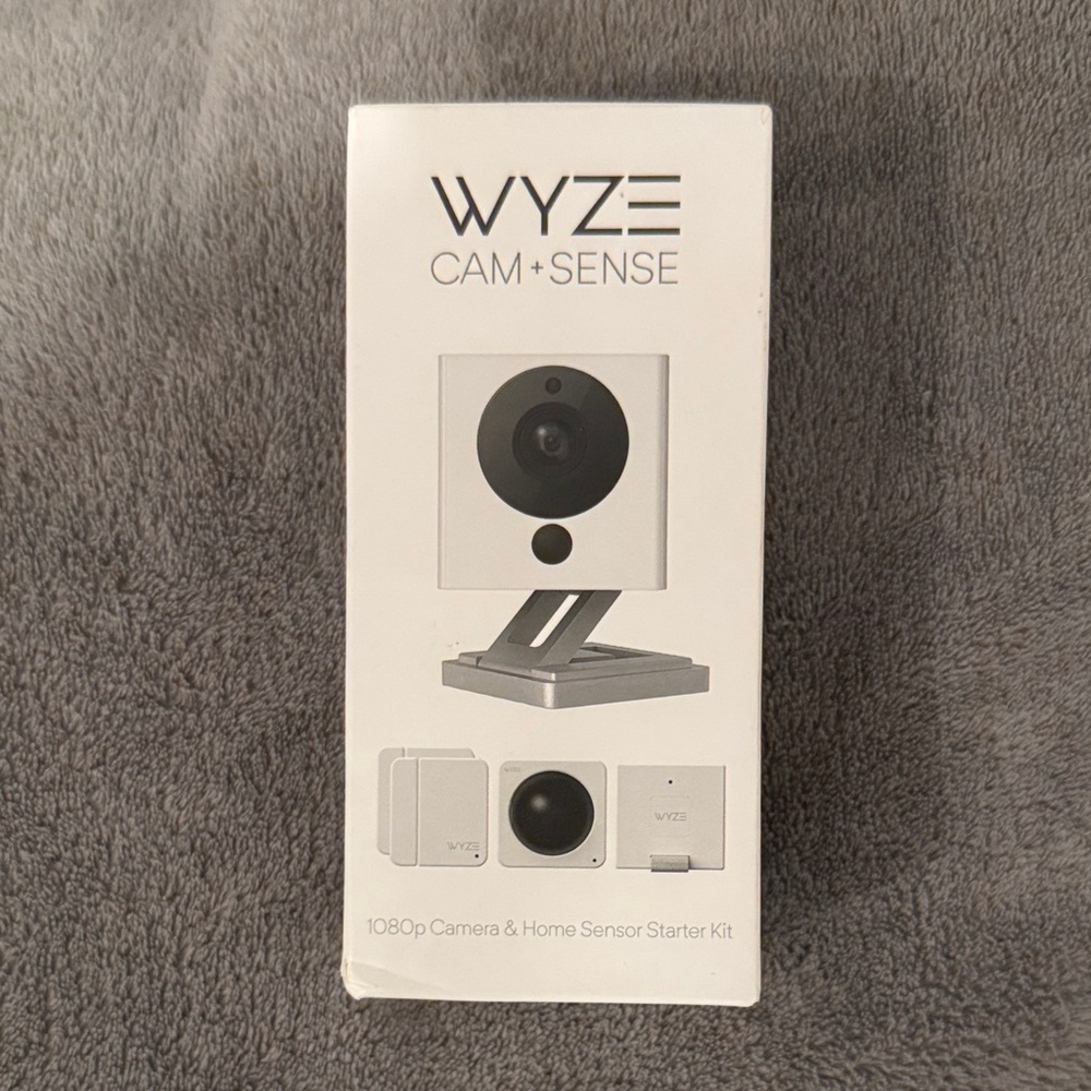 Wyze Cam Sense 1080p Camera & Home Sensor Starter Kit
